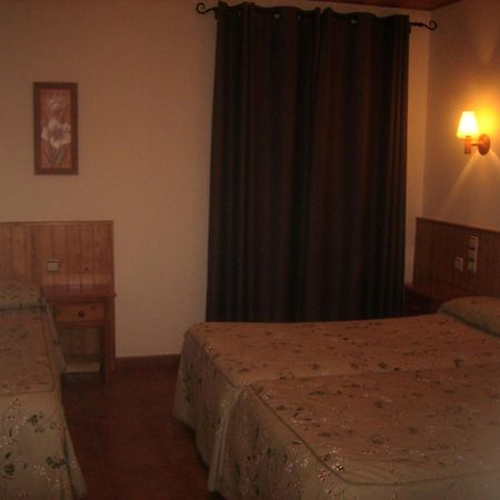 Hostal Pernalle Erill la Vall Exterior photo
