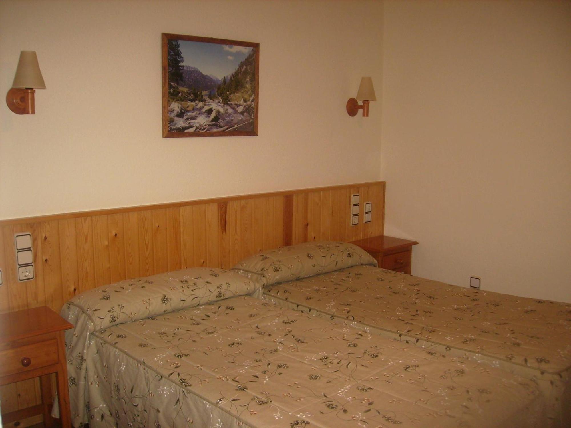 Hostal Pernalle Erill la Vall Exterior photo