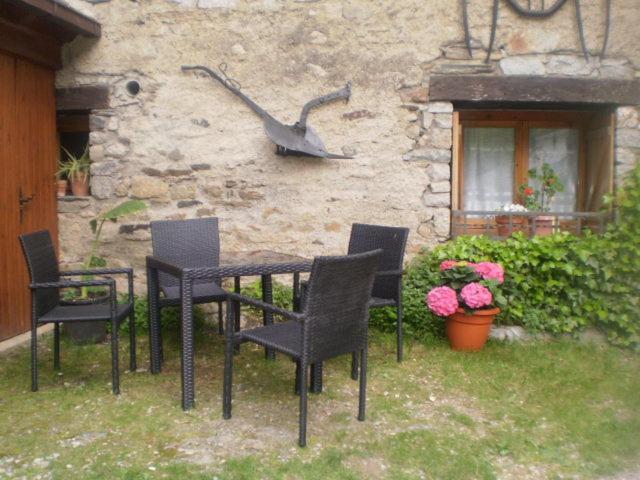 Hostal Pernalle Erill la Vall Exterior photo